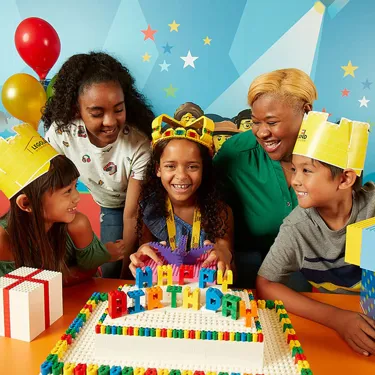 Birthdays are AWESOME at LEGOLAND Discovery Center! Celebrate your child's birthday at the most fun birthday venue in San Antonio!